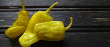 Pepperoncini Guide: Flavor, Uses and Easy Recipes