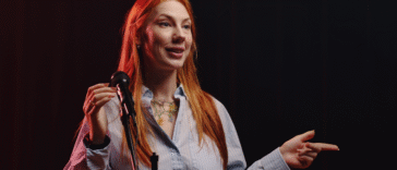 Public Speaking Tips: Speak Confidently & Impress Any Audience