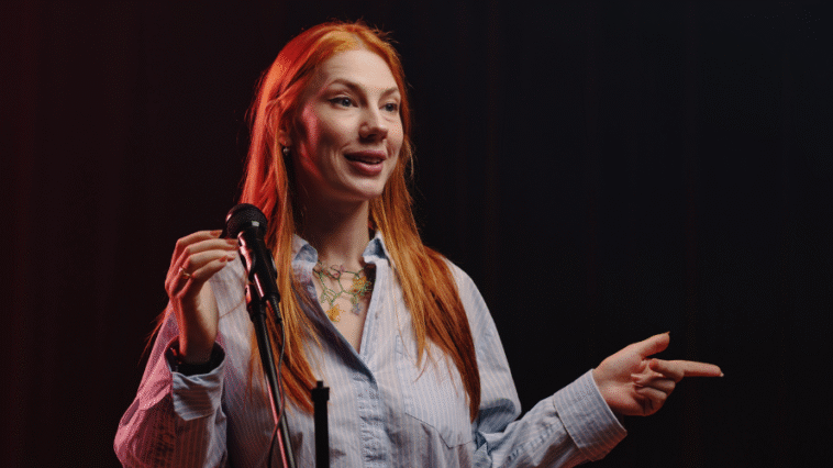 Public Speaking Tips: Speak Confidently & Impress Any Audience