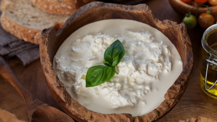 Stracciatella Guide: How to Enjoy This Italian Treat